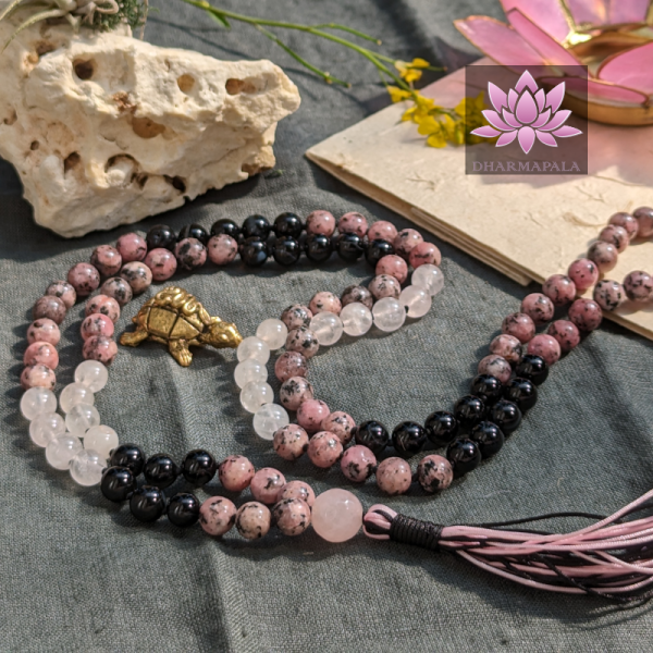 ~ Seelenschützer-Mala ~ (mit Rhodonit, Achat, Bergkristall & Rosenquarz-Guru)